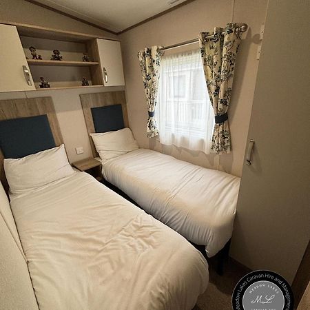 סקגנס Palm Grove 182 - Pet Friendly, Wifi, Close To Beach And Clubhouse - Golden Palm Resort - Meadow Lakes Caravan & Lodge Hire מראה חיצוני תמונה